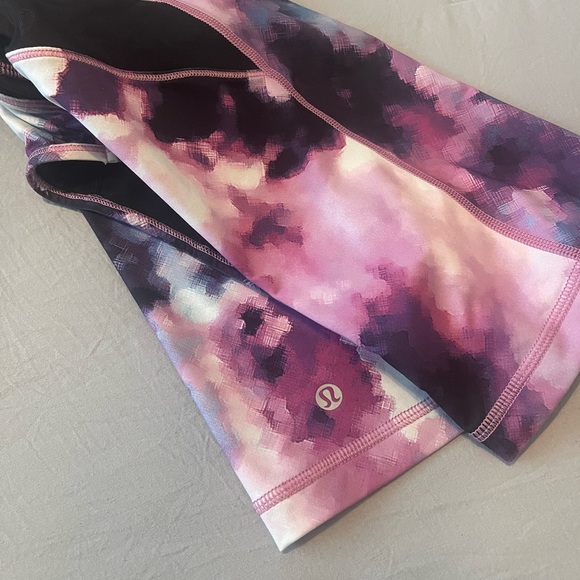 Lululemon size 4 tank - Picture 4 of 4